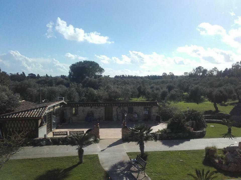 Agriturismo Sa Ruda Càbras Esterno foto